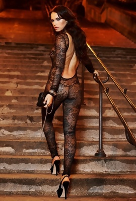 German model Noelle Mondoloni poses
