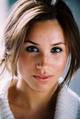 Meet freckled Tv Star Meghan Markle